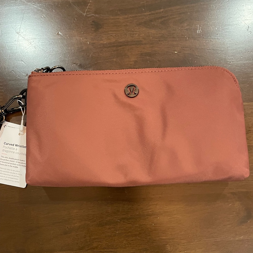 NEW! Lululemon Curved Wristlet